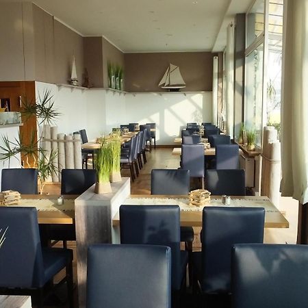 Hotel Wikinger Цемпин Екстериор снимка