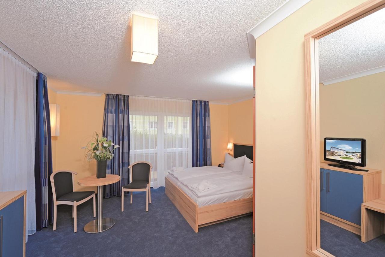 Hotel Wikinger Цемпин Екстериор снимка