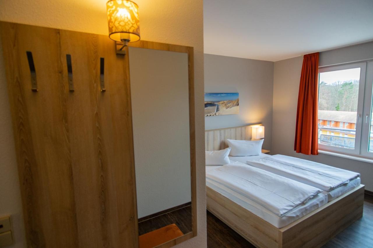 Hotel Wikinger Цемпин Екстериор снимка