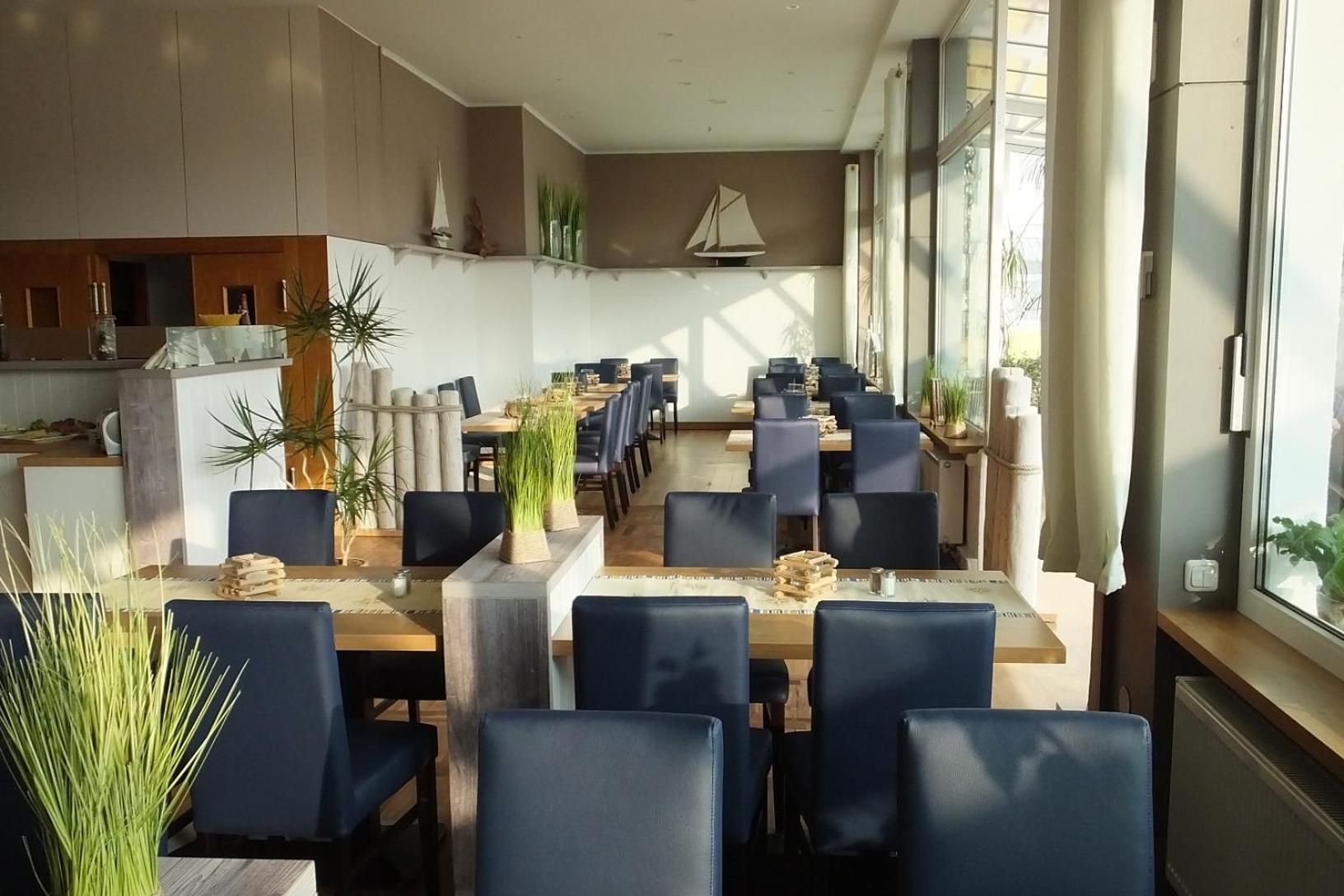 Hotel Wikinger Цемпин Екстериор снимка